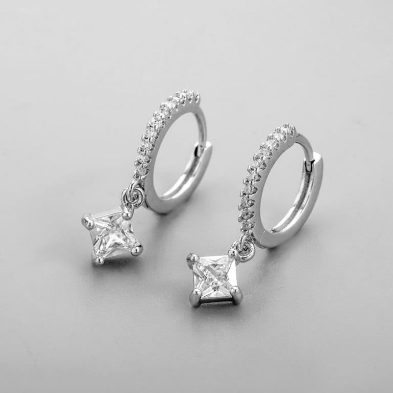 CZ diamond shape huggie in silver & clear