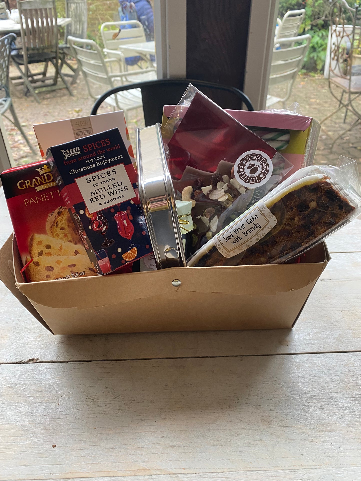 The Tulip Tree Classic Christmas Collection Hamper