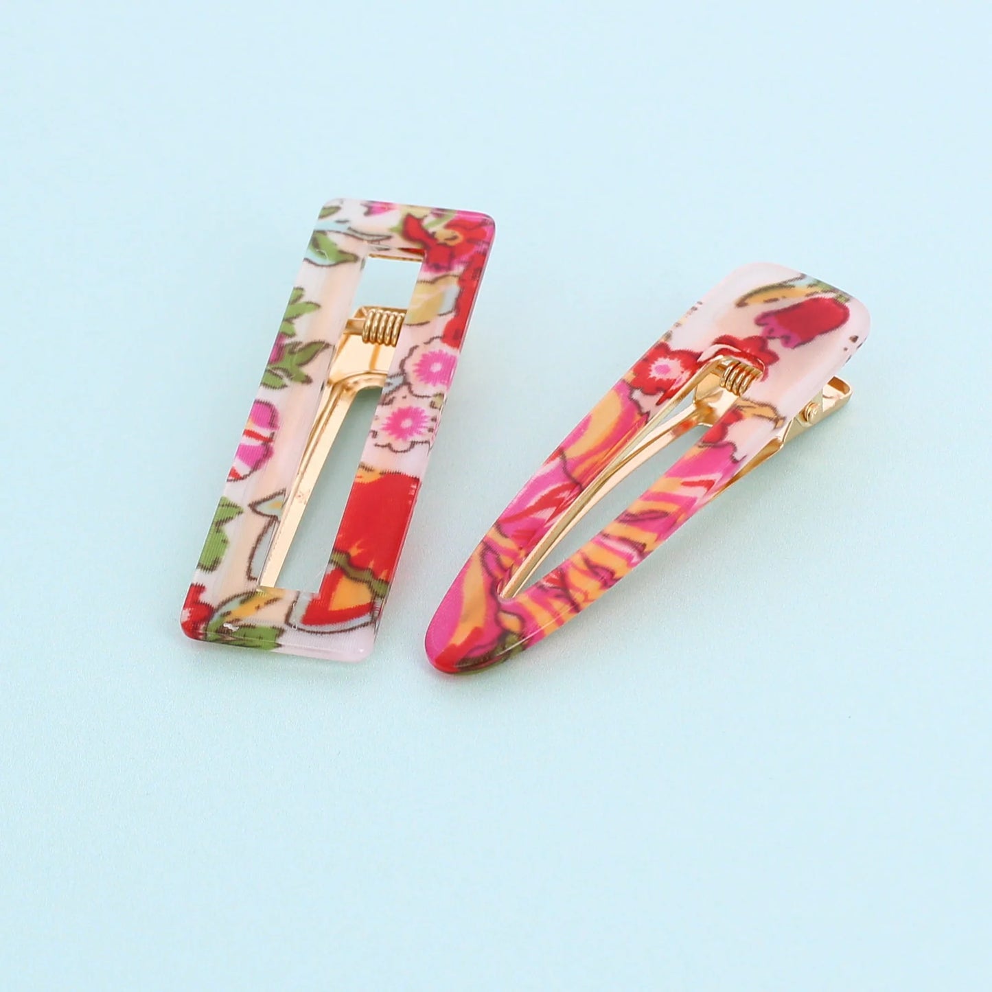 Set of 2 Hair Clips Red Floral